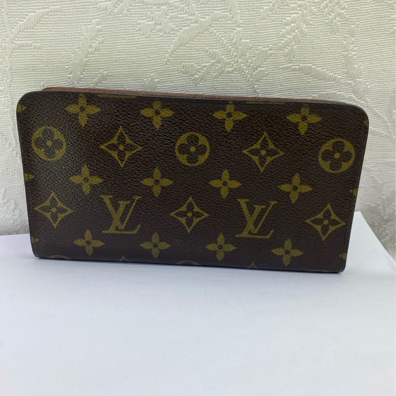 Louis Vuitton Long Wallet-0