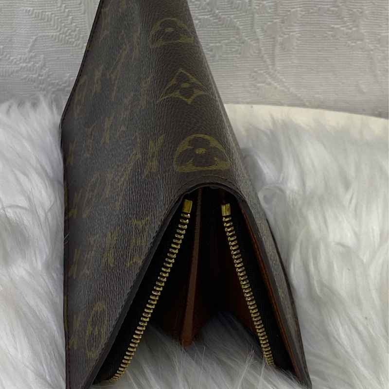 Louis Vuitton Long Wallet-9