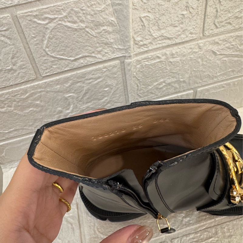 新年到必入手✨Gucci黑色金雙G小鑽厚底靴子 35號-25