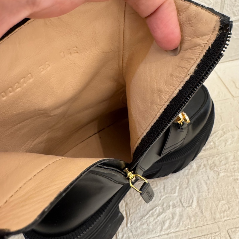 新年到必入手✨Gucci黑色金雙G小鑽厚底靴子 35號-33