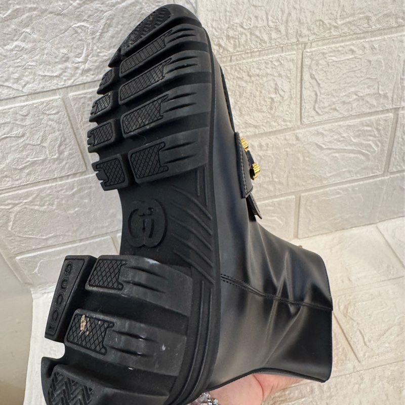 新年到必入手✨Gucci黑色金雙G小鑽厚底靴子 35號-41