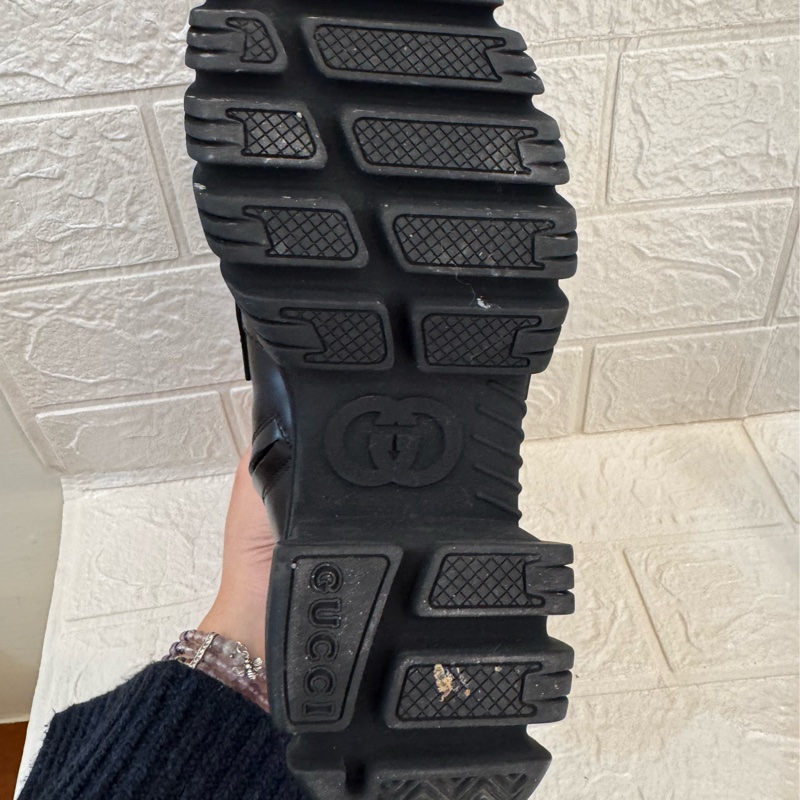 新年到必入手✨Gucci黑色金雙G小鑽厚底靴子 35號-43