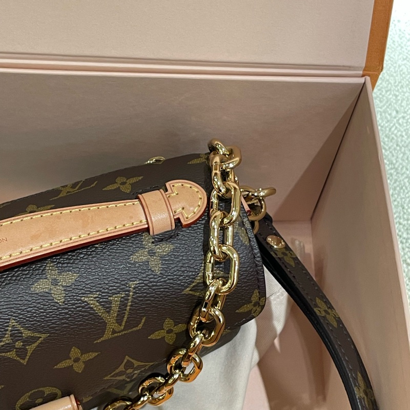 ▪️富貴選物FUGUEI▪️秒殺價格 LV M46279 east west 新款老花小號郵差包 芯片版本-3