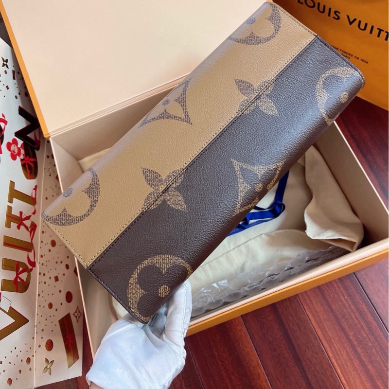 芯片款Lv onthego 中號tote 焦糖色雙面-4