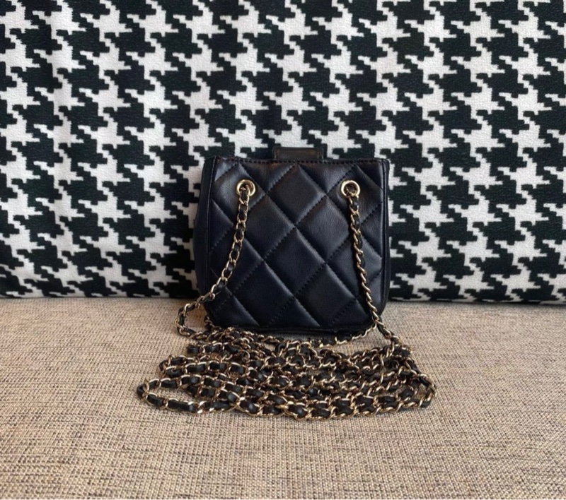 【97%新 ✨ 全網最低價!】Chanel 黑色 mini 小羊皮 小廢包 卡片包-1