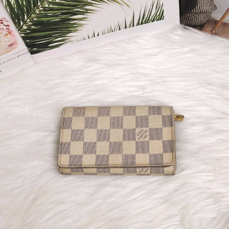 LV 白棋盤格 銀包 簽名款-0