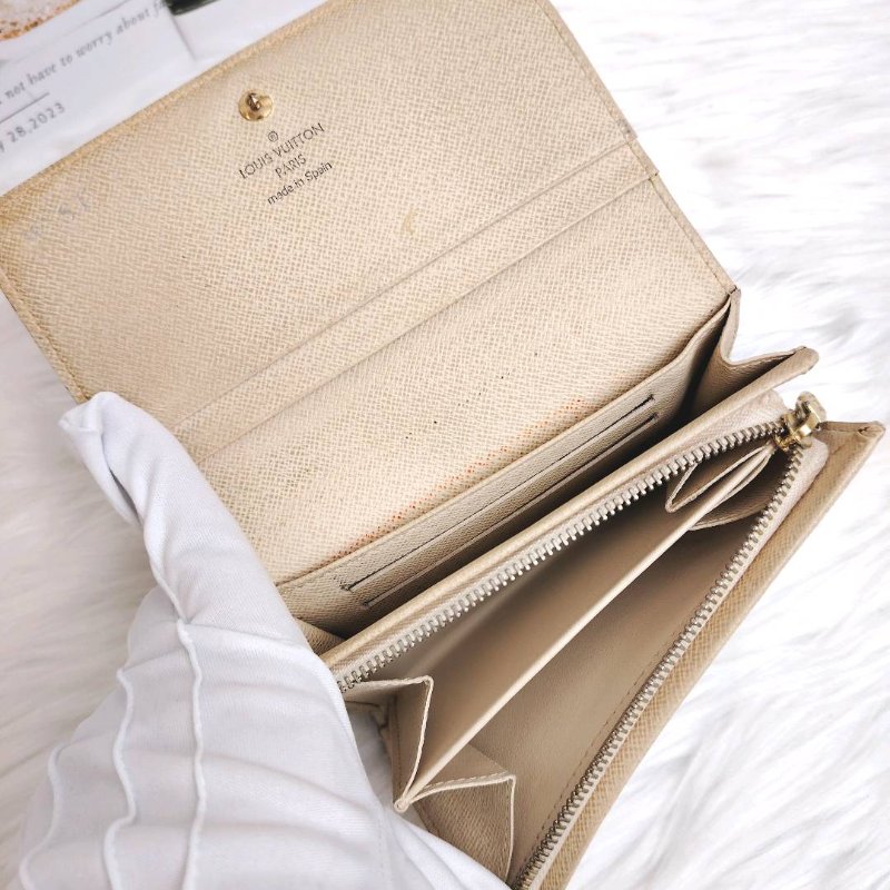 LV 白棋盤格 銀包 簽名款-6