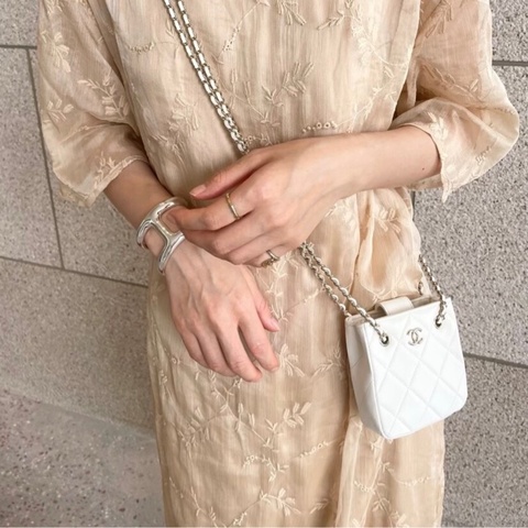 【95%新 ✨ 全網最低價！】31開 Chanel mini 奶白色 小羊皮 22c 小廢包 卡片包