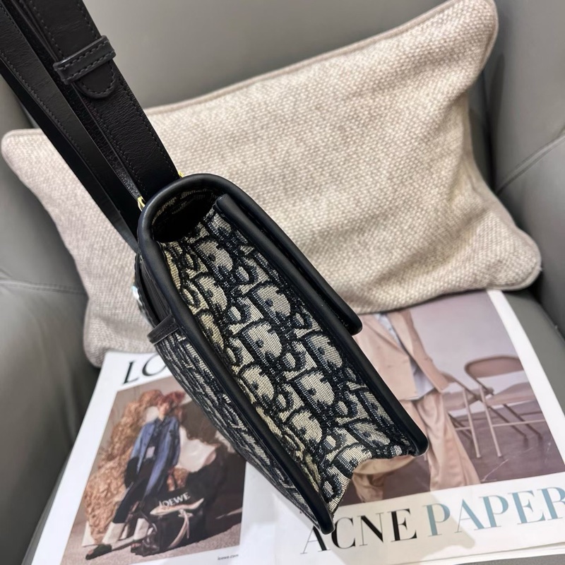 Dior 老花蒙田30鏈條包-2