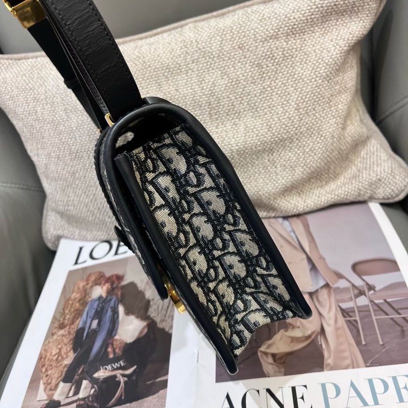 Dior 老花蒙田30鏈條包-3