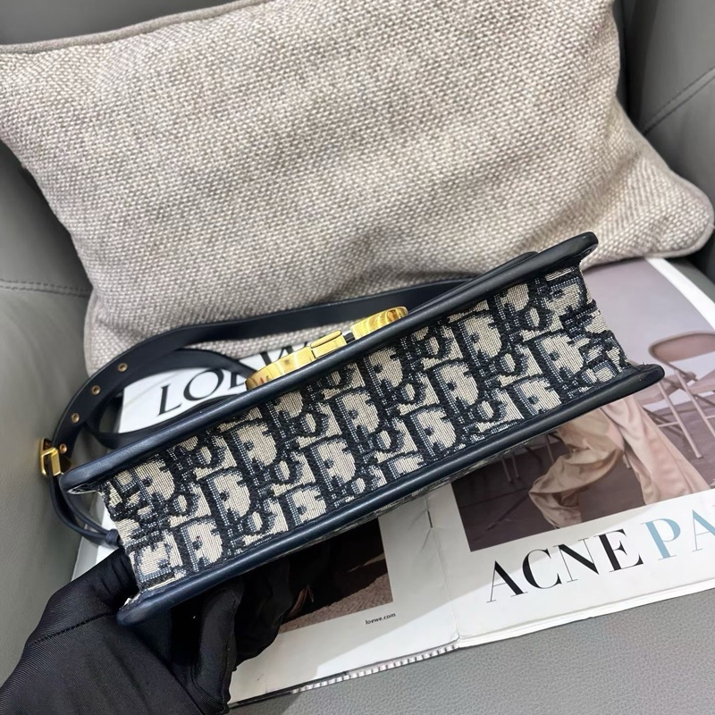 Dior 老花蒙田30鏈條包-4