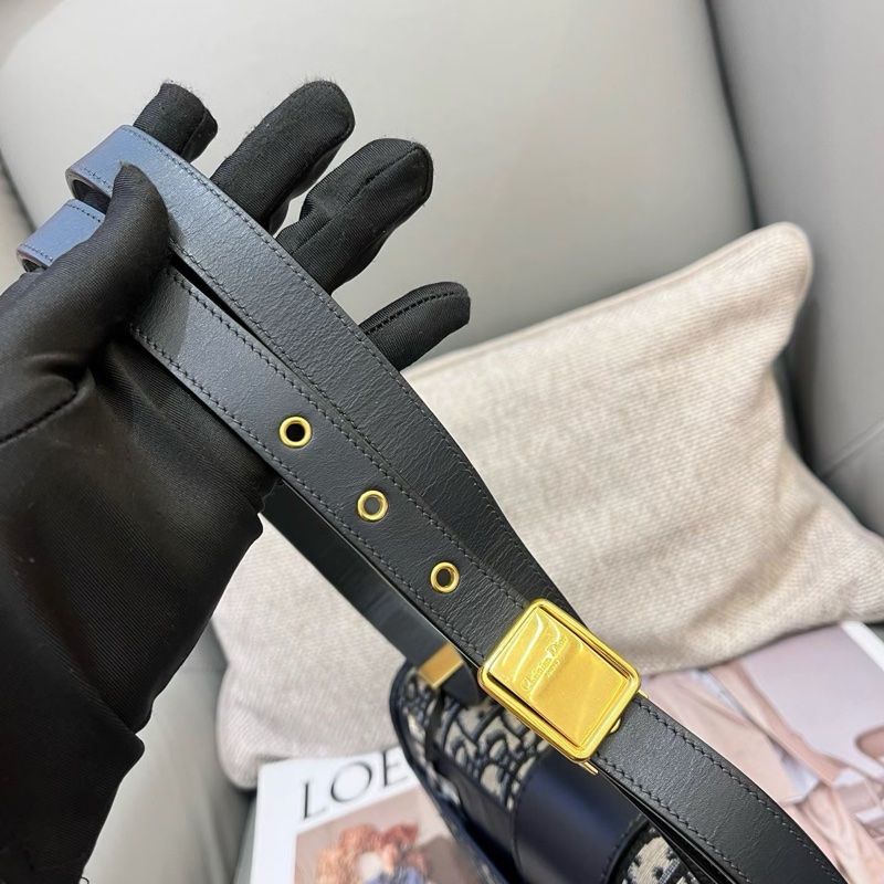 Dior 老花蒙田30鏈條包-5