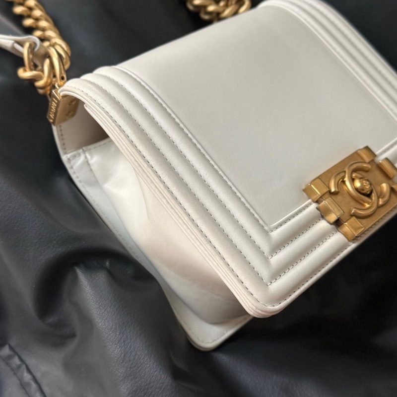 【95新 ✨撿漏價錢！】Chanel leboy mini 白色 牛皮 芯片新款-2