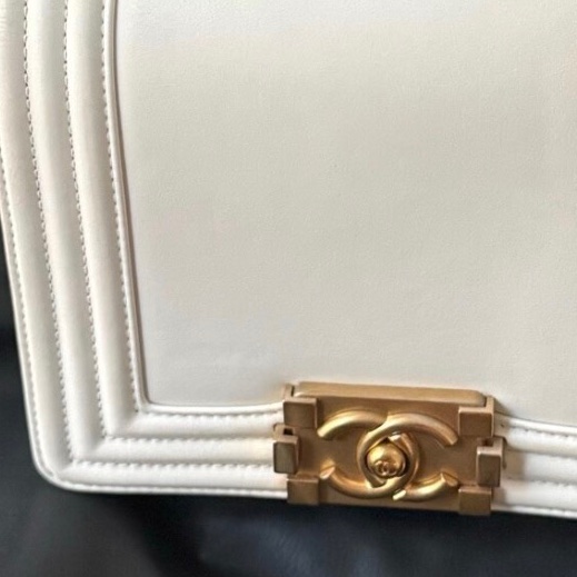 【95新 ✨撿漏價錢！】Chanel leboy mini 白色 牛皮 芯片新款-9