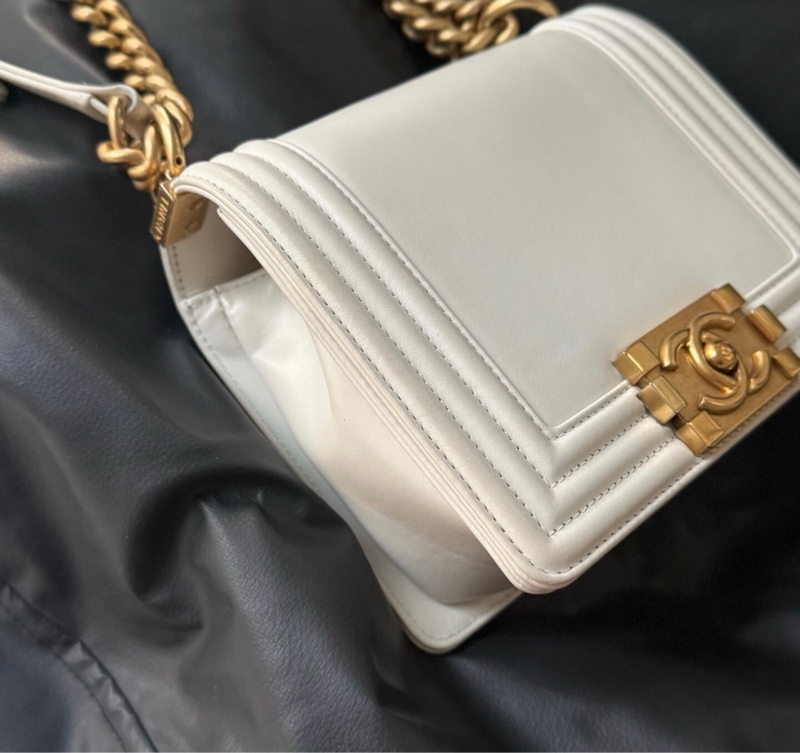 【95新 ✨撿漏價錢！】Chanel leboy mini 白色 牛皮 芯片新款-11