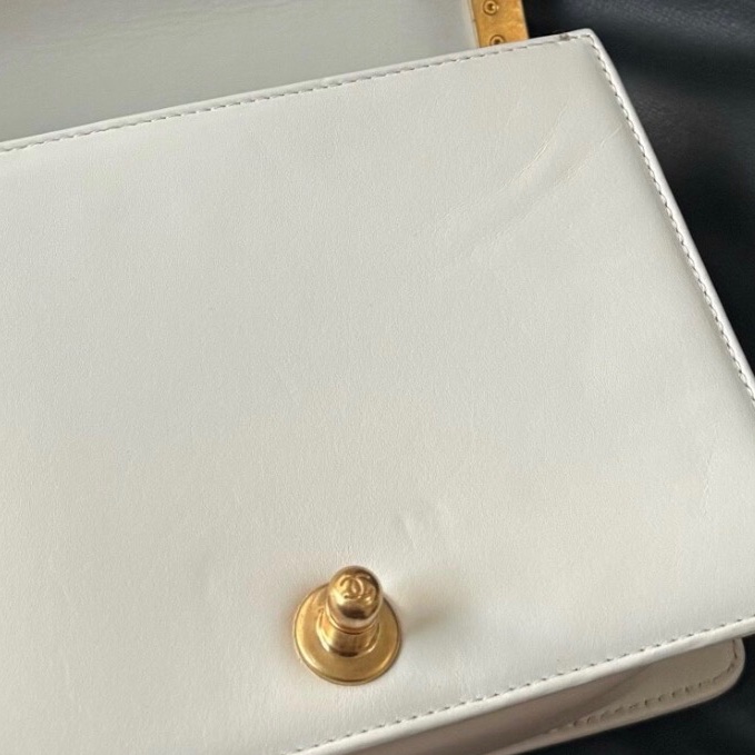 【95新 ✨撿漏價錢！】Chanel leboy mini 白色 牛皮 芯片新款-12