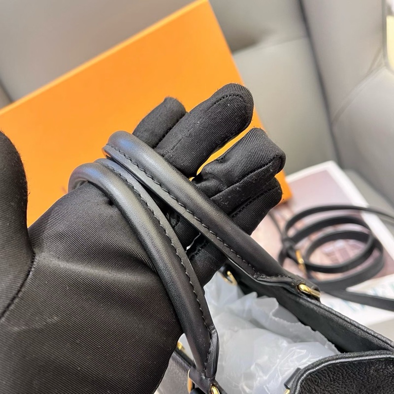 LV 黑色全皮小號onthego tote托特包手提包斜挎包-3