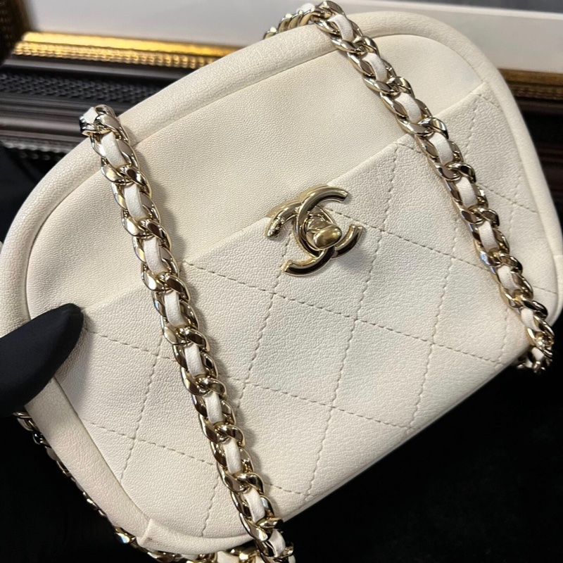 【96%新 ✨ 全網最低價！】Chanel香奈兒19C白金相機鏈條包 26開 牛皮-1