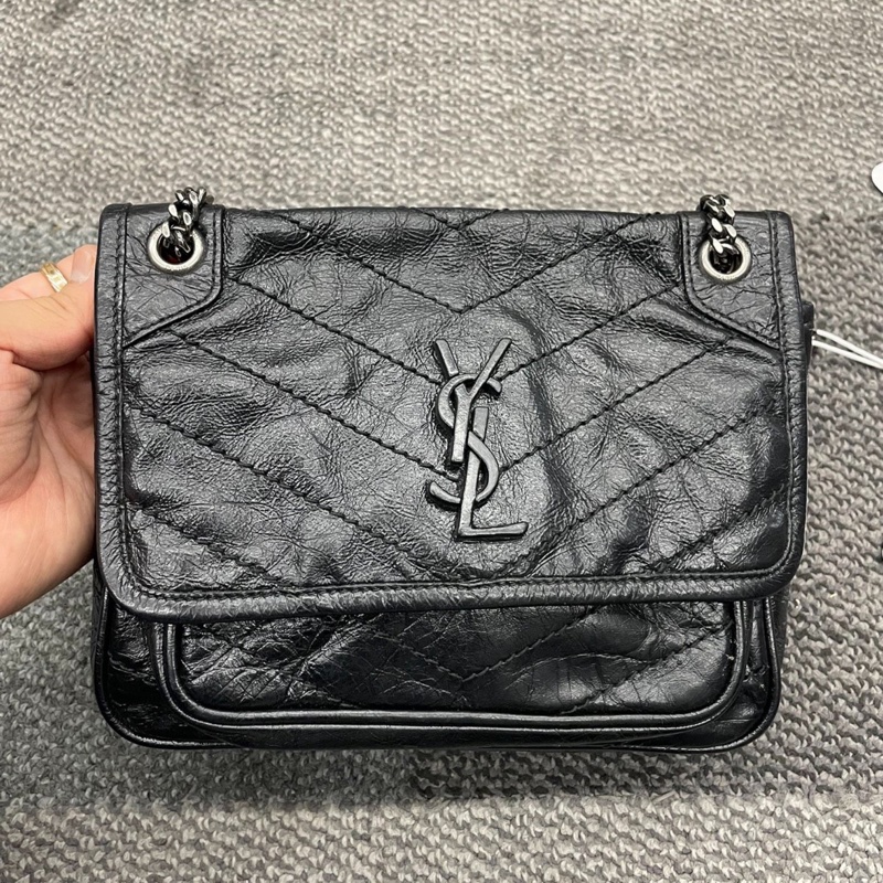 【95%新✨全網最低價】YSL Niki小號黑銀鏈條包|女士包|流浪包|斜挎包|單肩包|郵差包-0