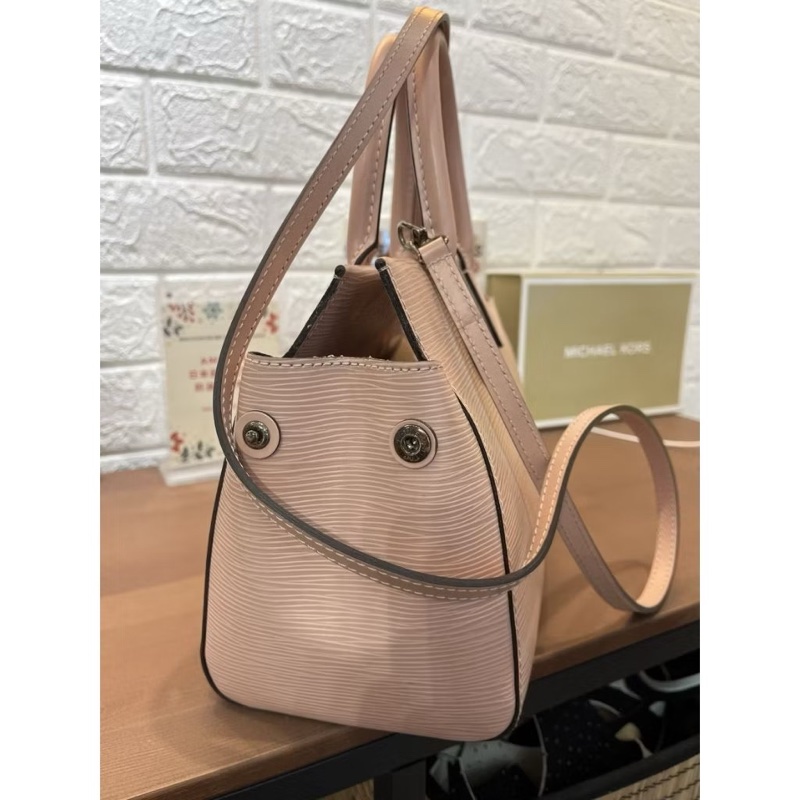 【降價出售】LV 水波紋手提、側揹兩用包-4