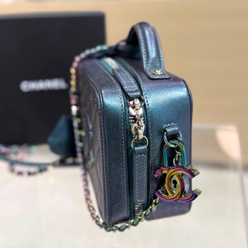 【97%新 ✨ 全網最低價！】26開有卡Chanel vanity case 香奈兒 相機包 小號 幻彩色 荔枝皮-4