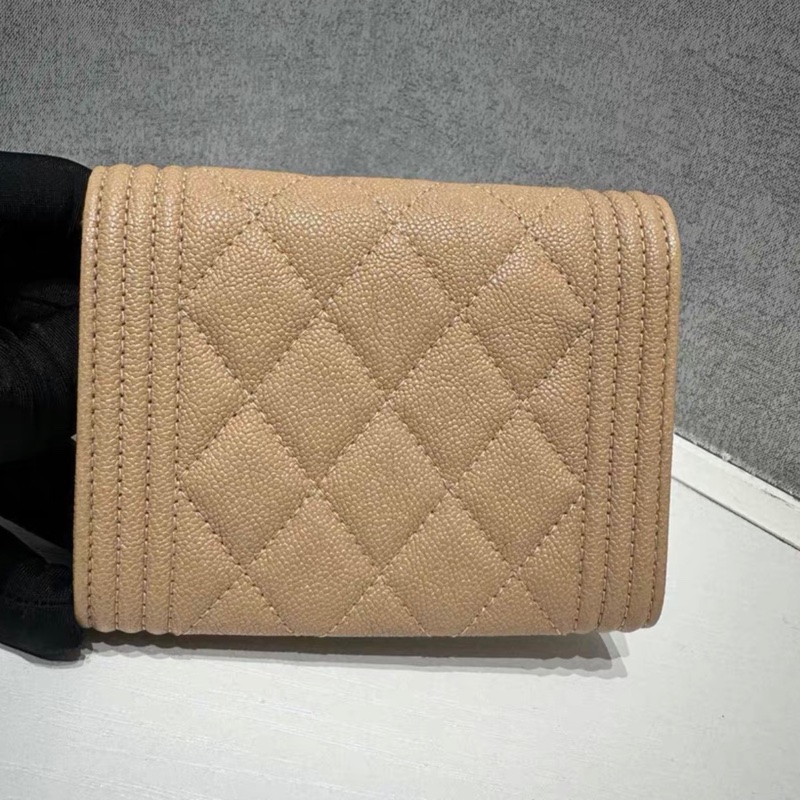 【96%新 ✨ 全網最低價！】Chanel 香奈兒 leboy短款錢包卡包 奶茶色 荔枝牛皮 28開-1