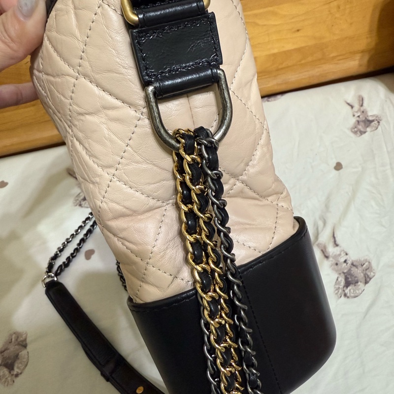 Chanel 香奈兒 菱格紋中號流浪包 奶茶色-2