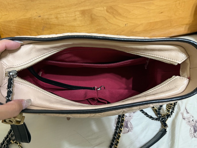 Chanel 香奈兒 菱格紋中號流浪包 奶茶色-3