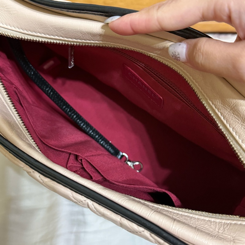 Chanel 香奈兒 菱格紋中號流浪包 奶茶色-8