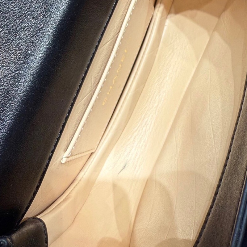 【93% 新 ✨ 全網最低價！】Chanel 香奈兒 黑色金扣 馬鞍包 牛皮 31開有卡-10