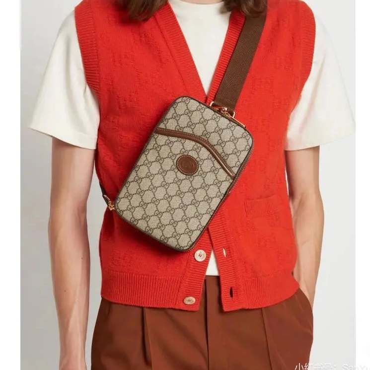 莉亞精品♡ Gucci 胸包 二手美包-1