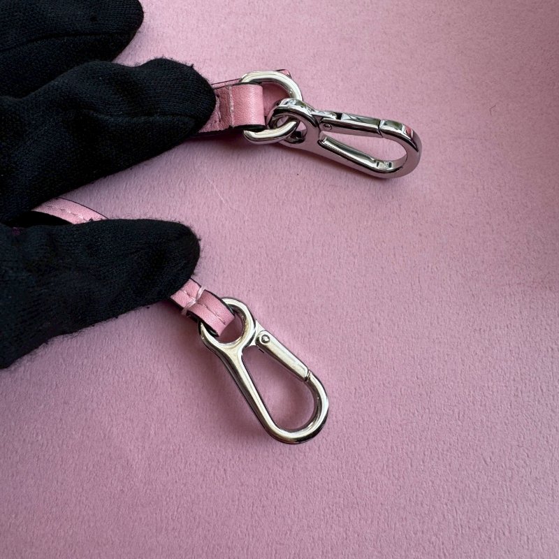 Loewe x 聯名Paula's Ibiza百合印花小牛皮可愛大象包-11