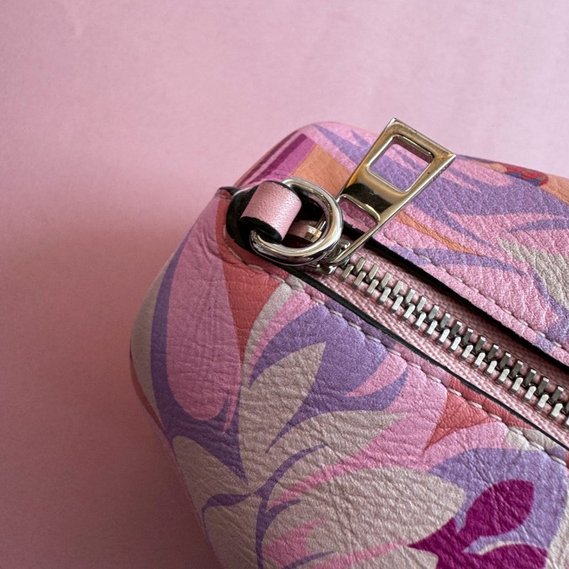 Loewe x 聯名Paula's Ibiza百合印花小牛皮可愛大象包-16