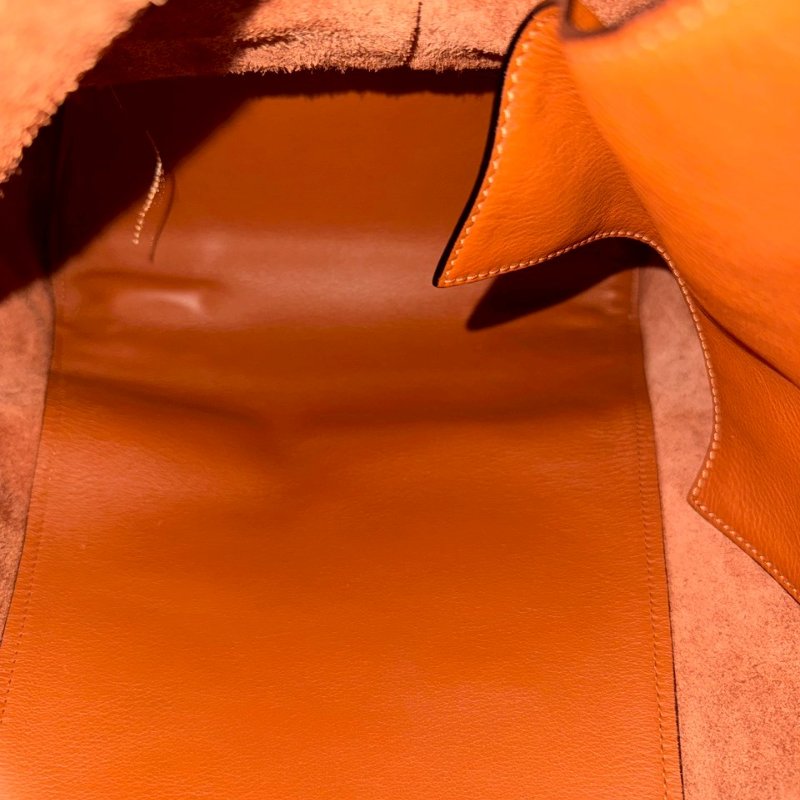 🎉超大容量 Loewe 焦糖色皮革直立肩背包 Anton Backpack GM-6