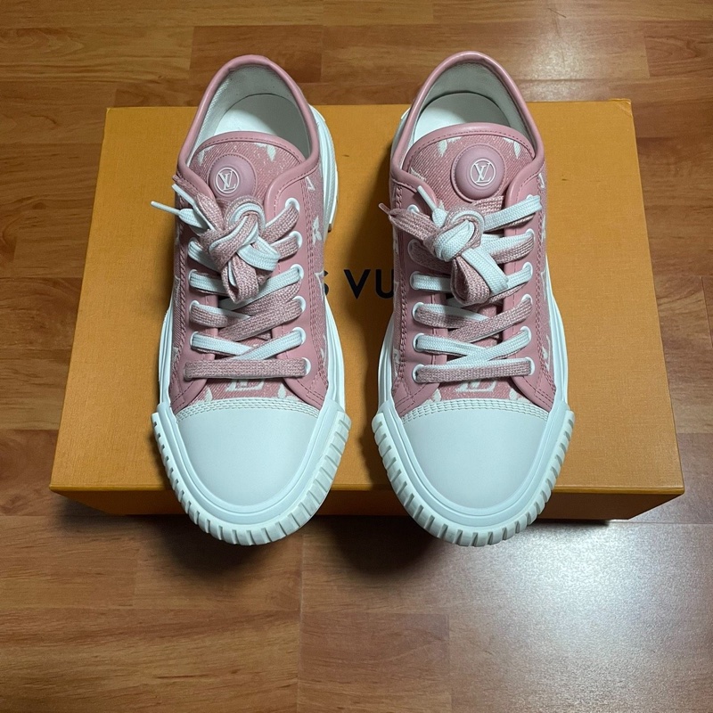Lv Squad厚底鞋 路易威登低幫休閒鞋粉白色 37碼98新-2