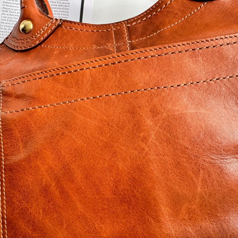 🎉通勤必備 破碎感 COACH 焦糖色皮革肩背包-8