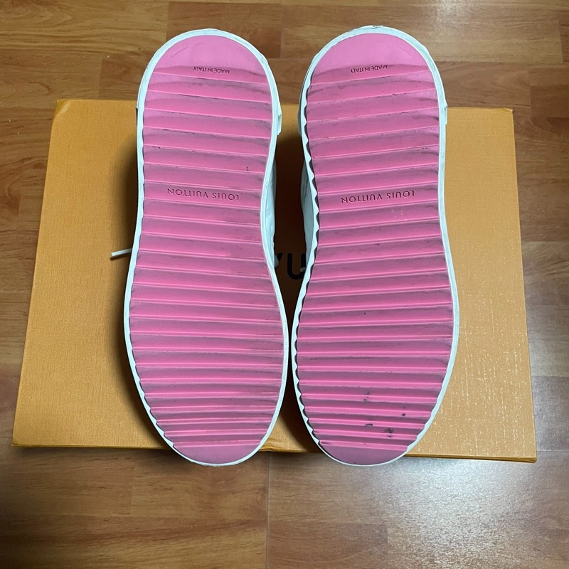 路易威登白粉色休閒鞋Lv Time Out滿印低幫板鞋 36碼-8