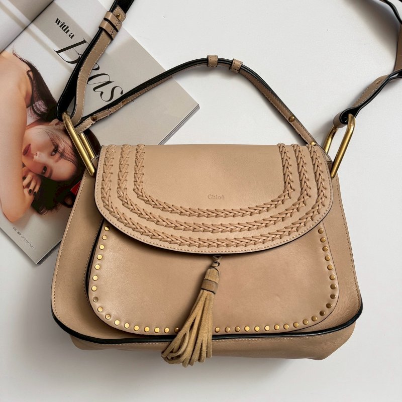 🎉知性溫柔 Chloe 奶茶色馬鞍流蘇斜背包GM-0