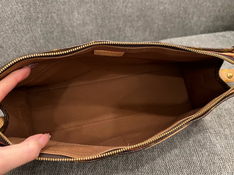 Louis Vuitton LV 老花 三角金球 單肩/斜肩包-13