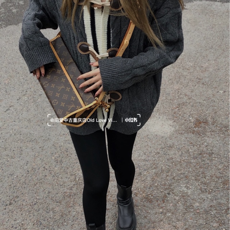 Louis Vuitton LV 老花 三角金球 單肩/斜肩包 男女可以背-28