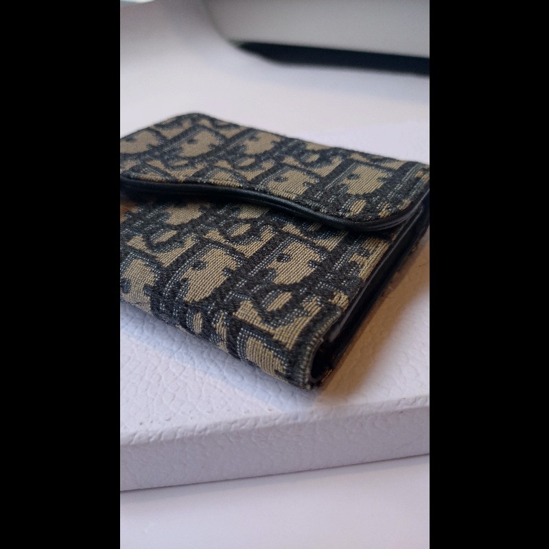 Dior 藍色緹花布D釦短夾-2