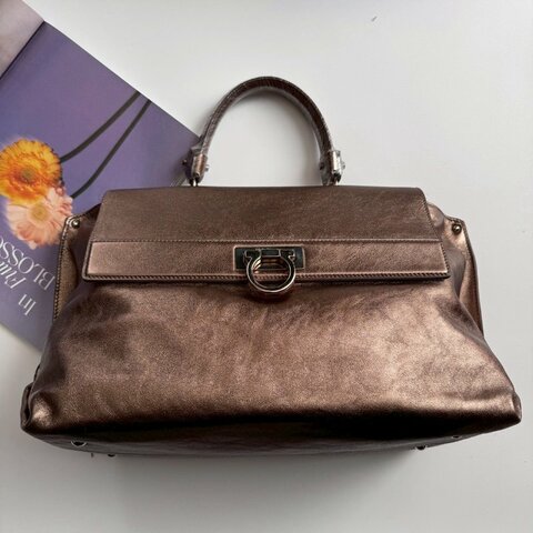 🎉羊皮款 Ferragamo 古銅金手提肩背包