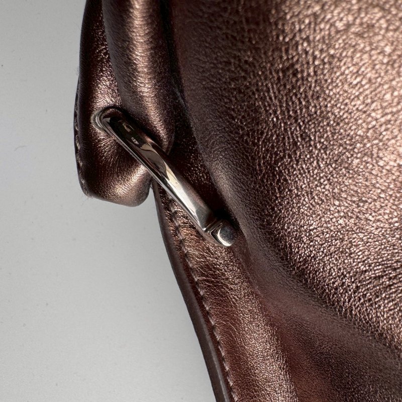 🎉羊皮款 Ferragamo 古銅金手提肩背包-22