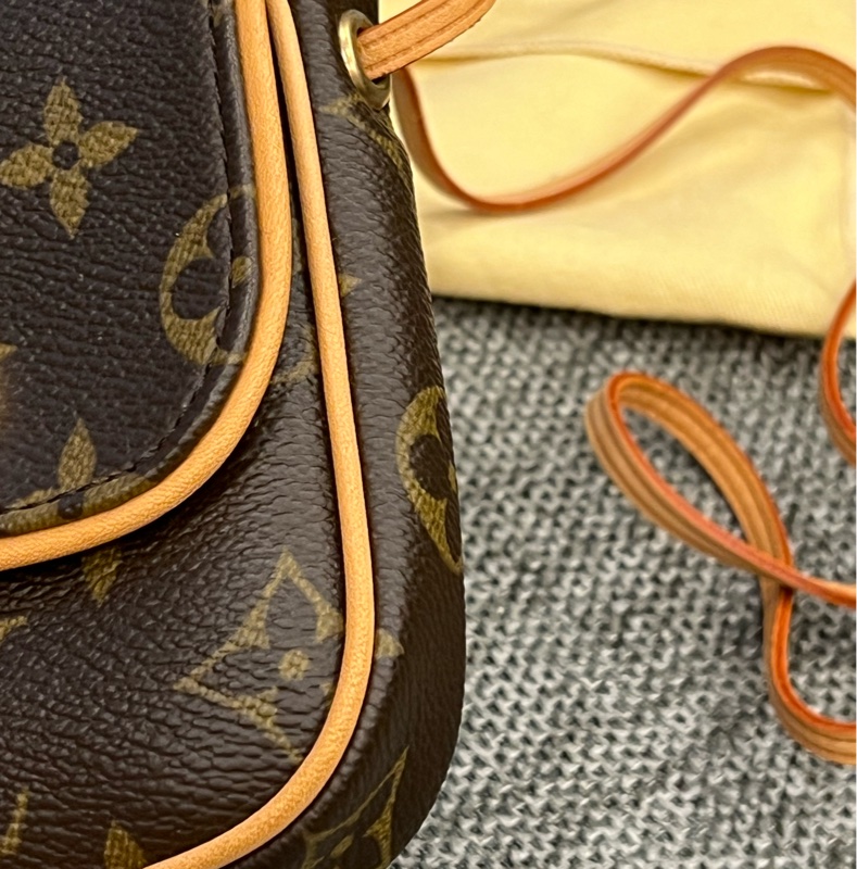 Louis Vuitton LV Vintage口红包 二手25000以上-3