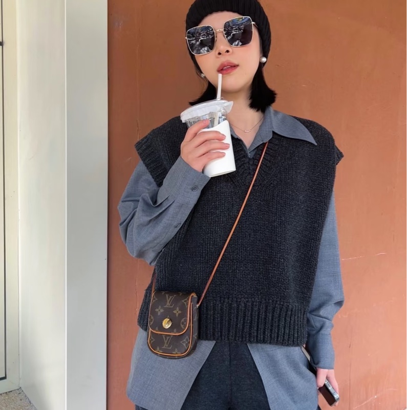 Louis Vuitton LV Vintage口红包 二手25000以上-10