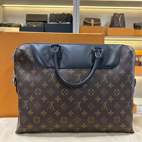 97新LV咖色全皮男士公文包 無附件