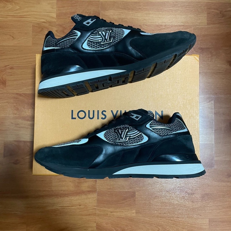 Lv Run Away低幫跑步鞋 正品路易威登男款 黑灰色43碼-1