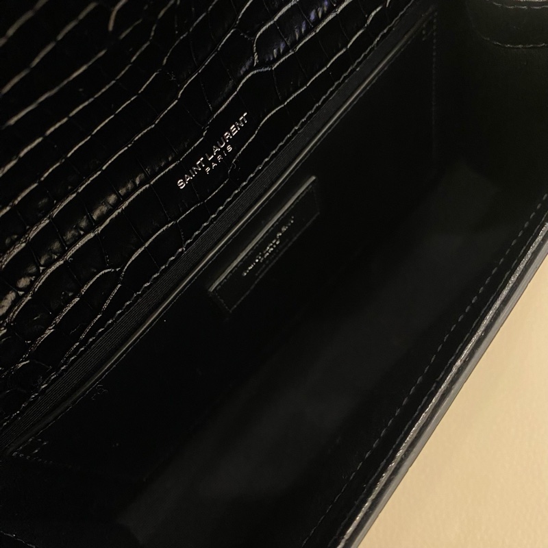 YSL聖羅蘭 Kate中號 黑銀流蘇鰐魚壓紋牛皮 尺寸約22.5*14-8