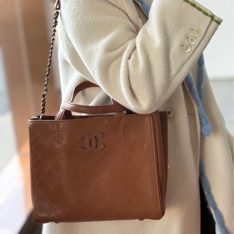 ✨Chanel 🍁焦糖色公事 托特包 絕版難遇 有保卡 ❤️