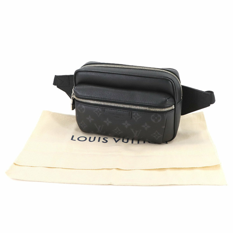 路易威登 Taiga Rama 腰包 戶外斜背包 黑色 M30245-1